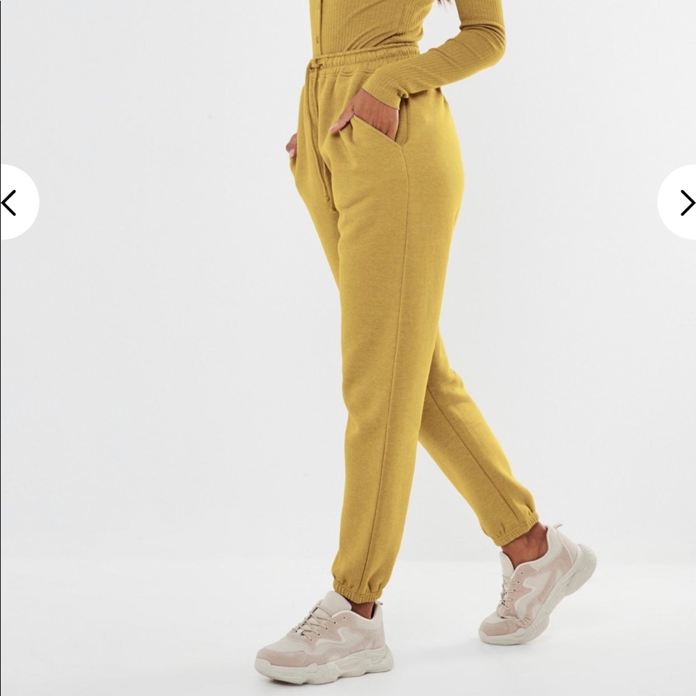 Yellow Oversized 90s Joggers - Picture 3 of 5